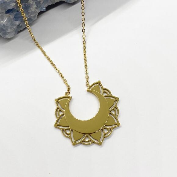 NEW Early Riser Sun Gold Layering Necklace - Picture 10 of 13
